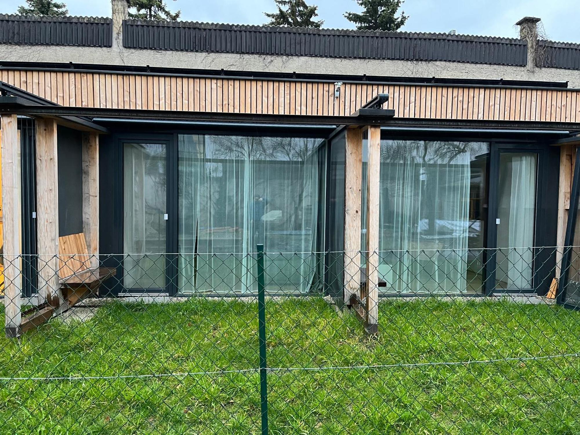 Business City Lodge ザンクト・ペルテン エクステリア 写真